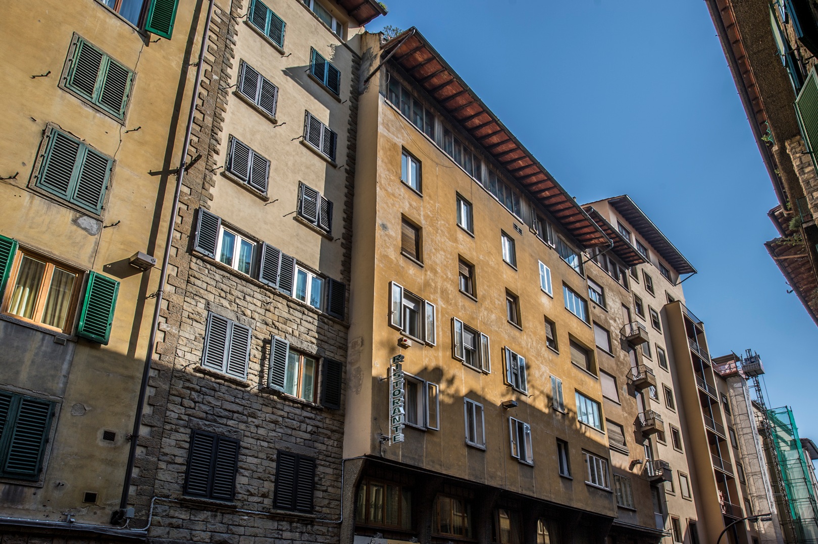 HISTORICAL CENTRE PROPERTY FOR SALE ITALY